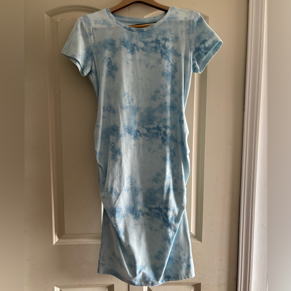 Old Navy Maternity Dress